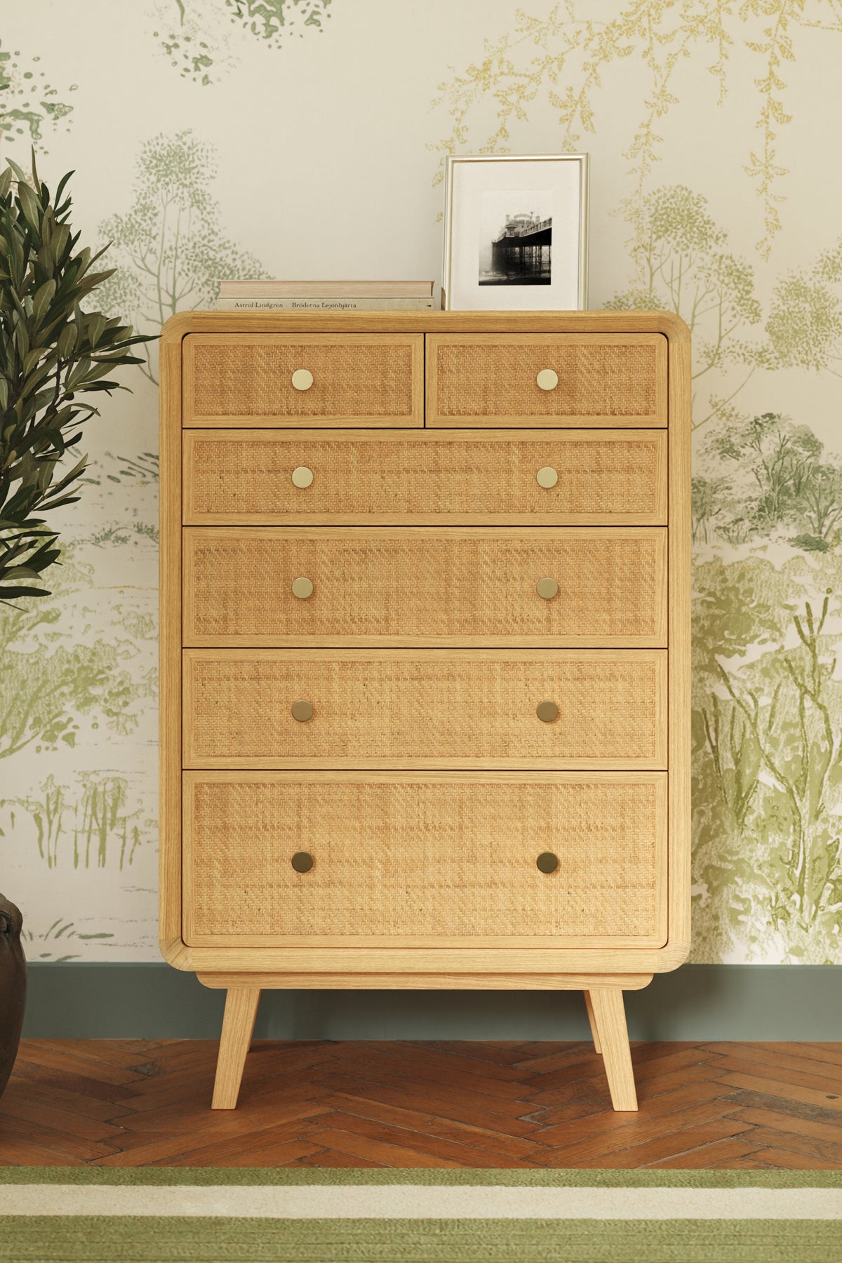 Millen komoda su 6 stalčiais