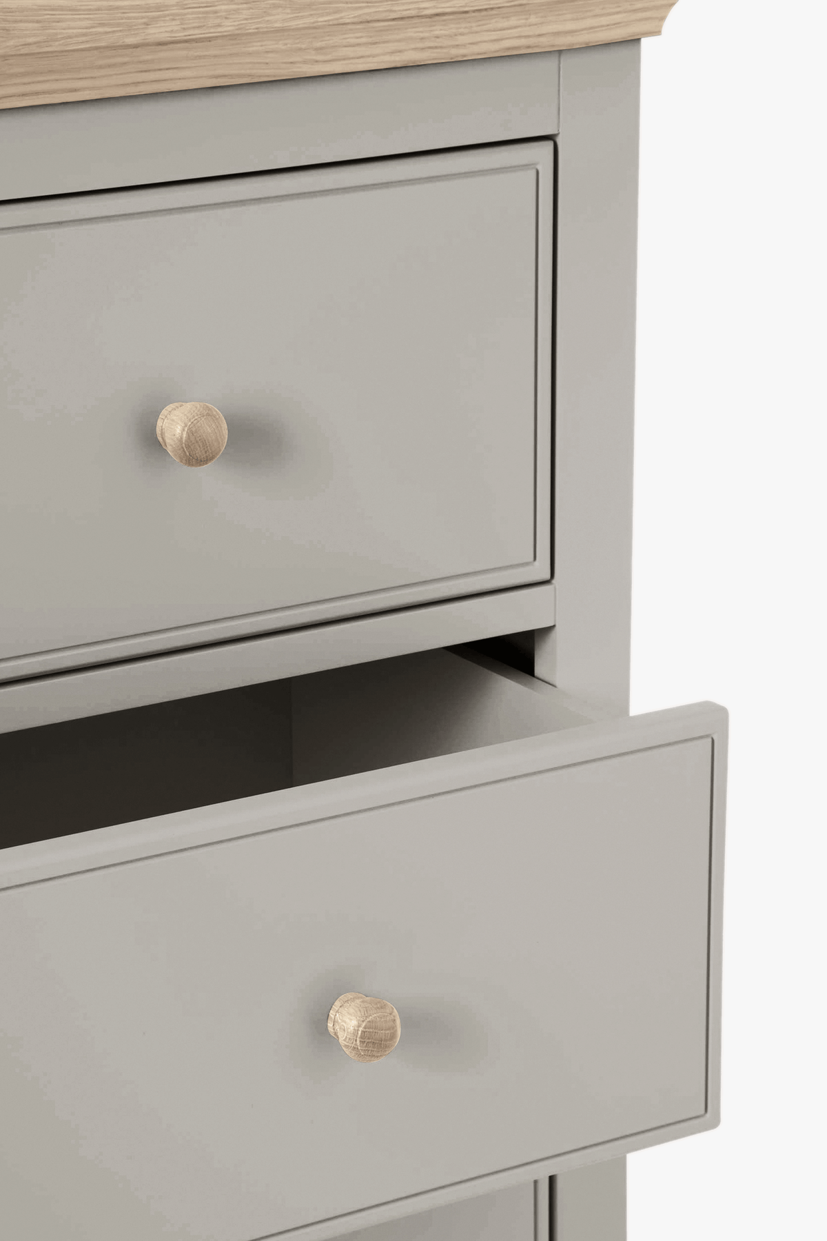 Oakham komoda su 3 stalčiais