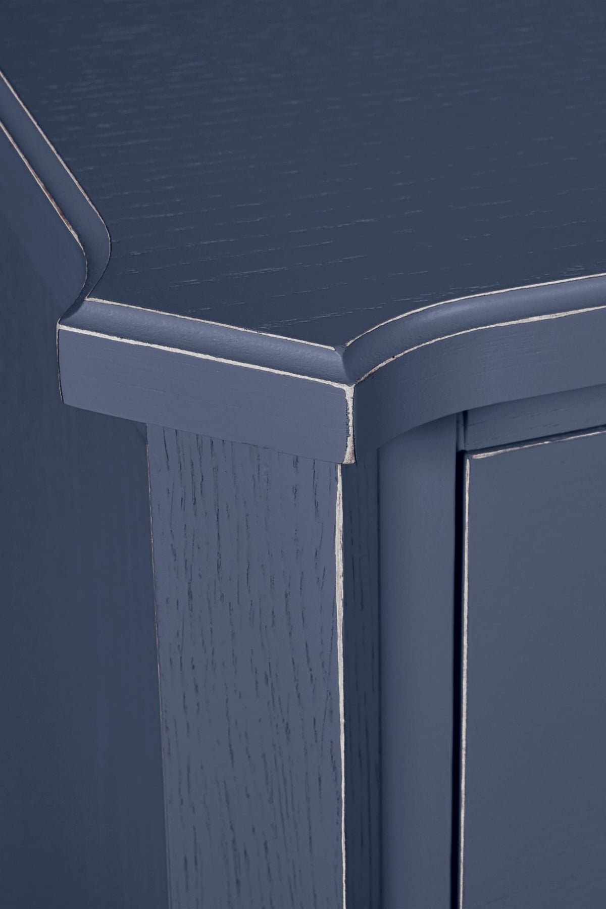 Henshaw 2+3 Drawer Chest