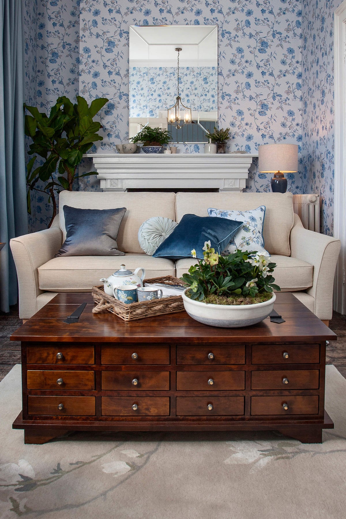 Garrat kavos staliukas su 12 stalčių