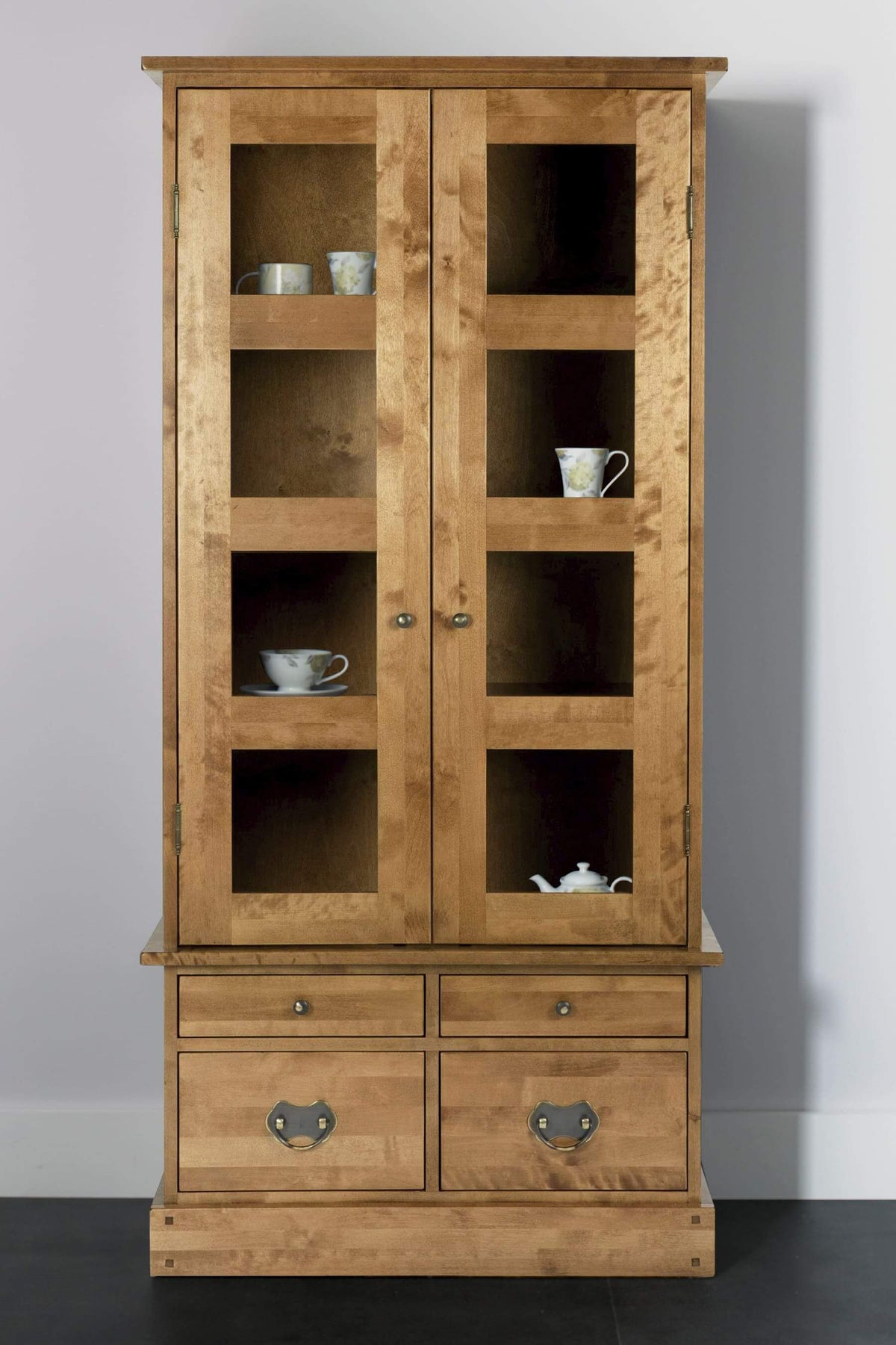 Garrat 2 durų vitrina su 4 stalčiais