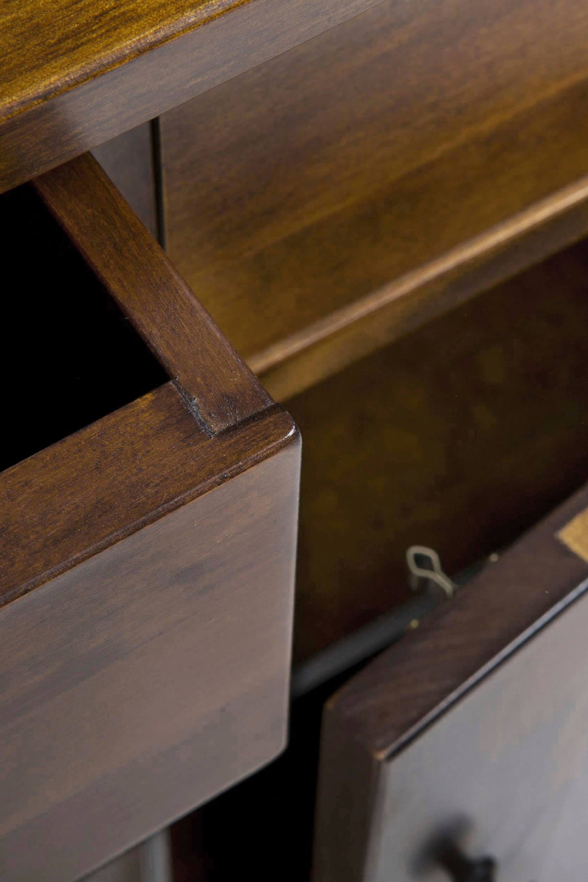 Garrat 3 durų komoda su 3 stalčiais