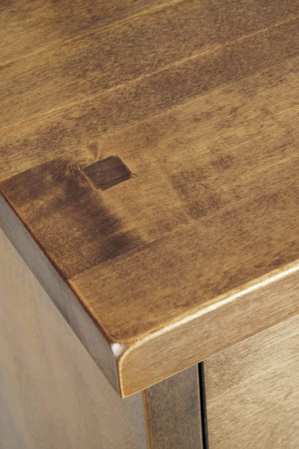 Garrat 3 durų komoda su 3 stalčiais