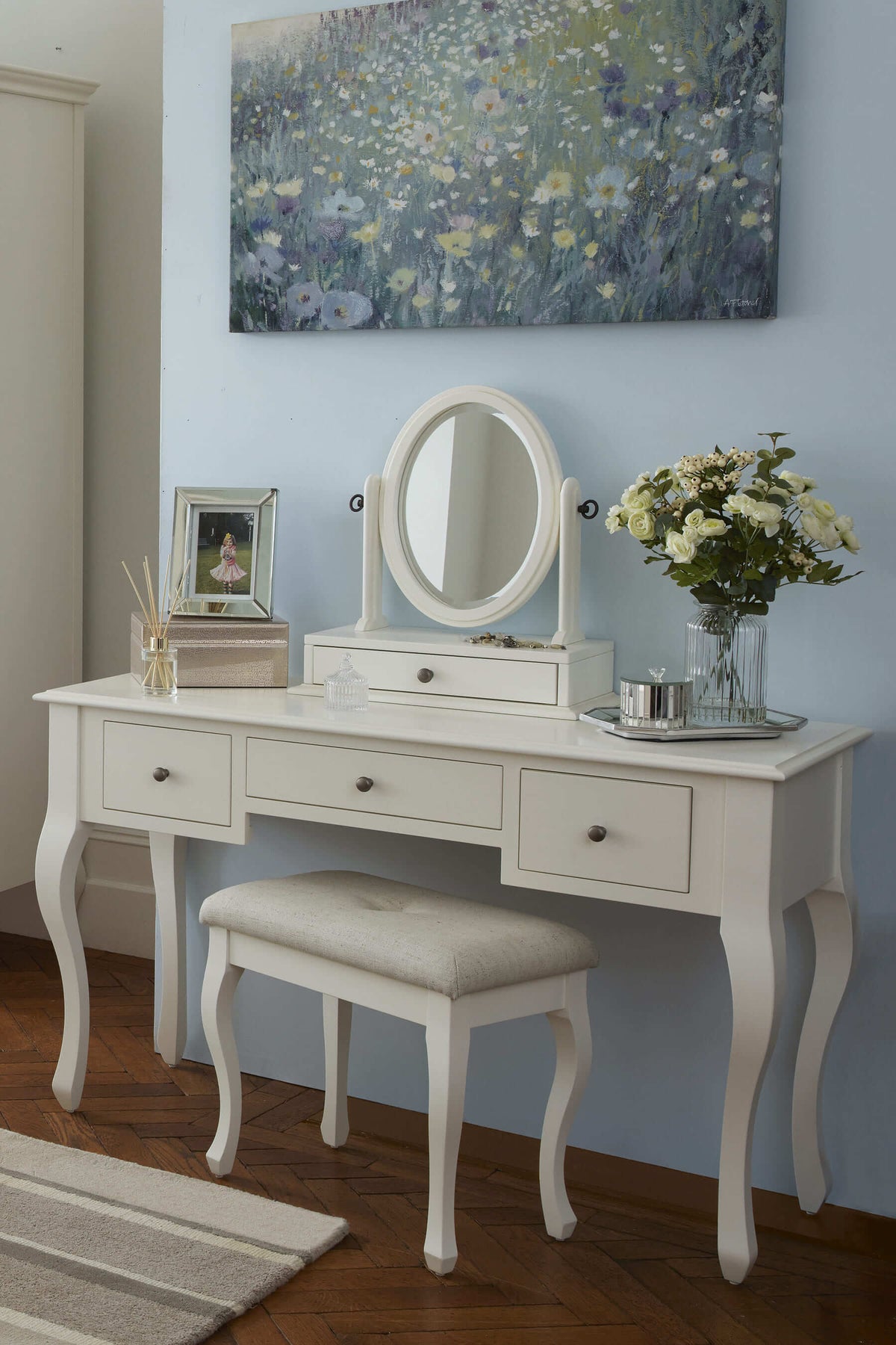 Rosalind kosmetinio staliuko su 3 stalčiais, kėdės ir veidrodžio komplektas