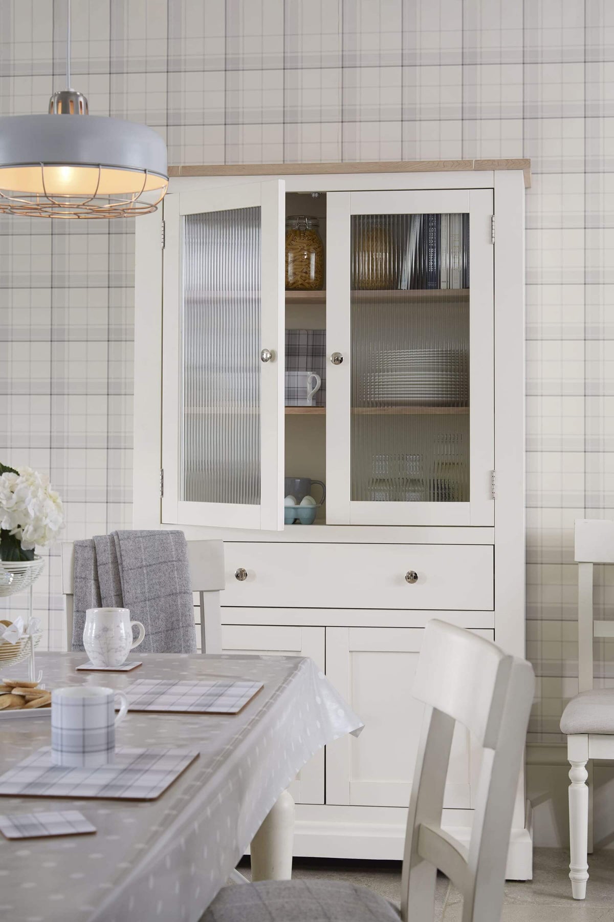 Dorset 4 durų spintelė su 1 stalčiumi