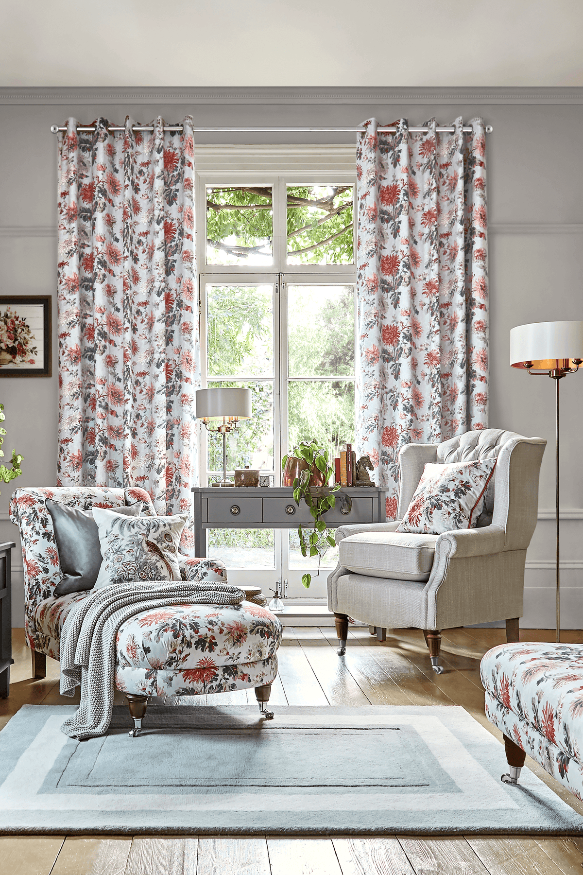 Henshaw 3 Drawer Console Table