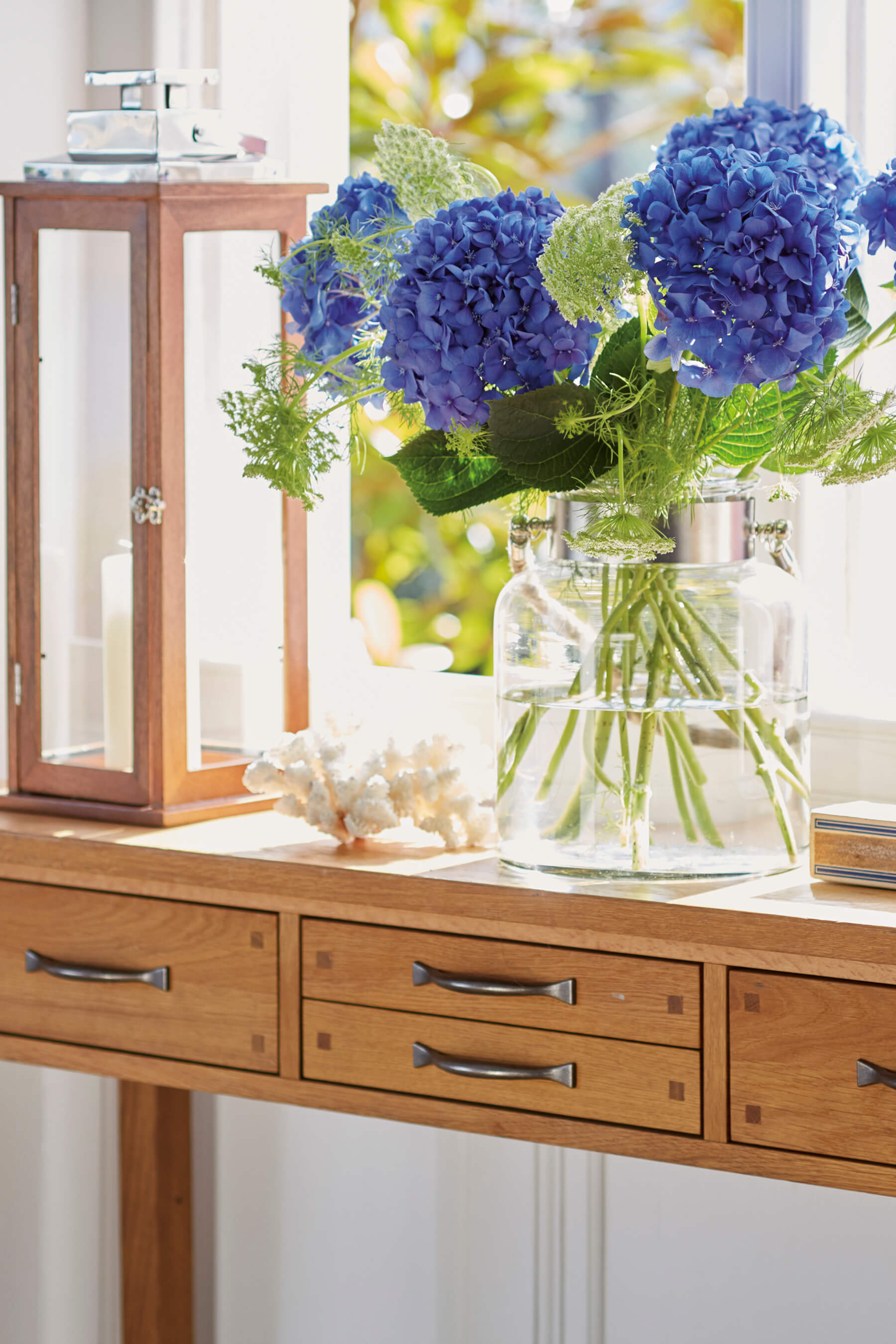 Laura ashley milton table discount