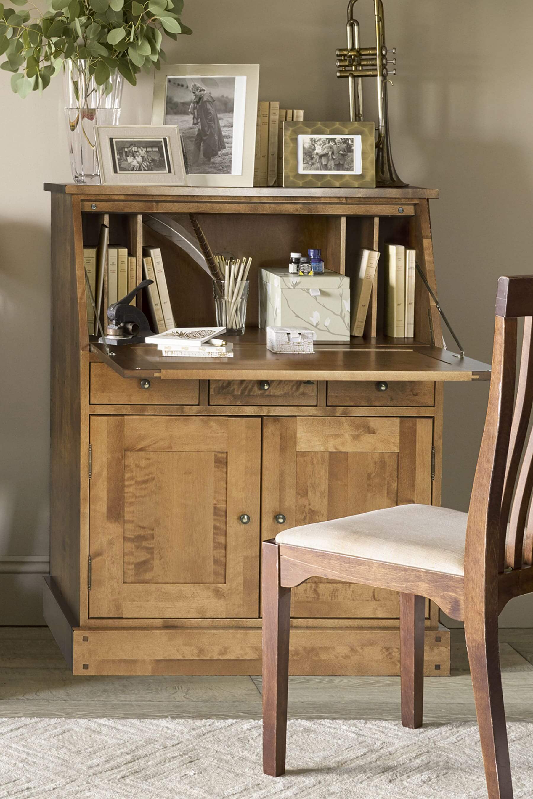 Garrat 2 durų darbo kambario komoda-biuras su 3 stalčiais